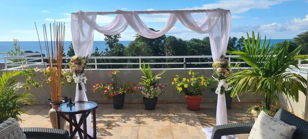 Harmony Self-Catering Apartments Beau Vallon  Guest house Beau Vallon (Mahe)