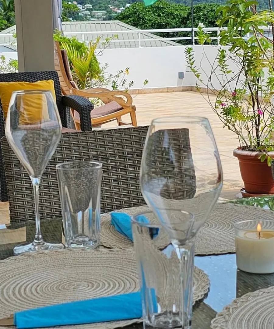 Harmony Self-Catering Apartments Beau Vallon  Guest house