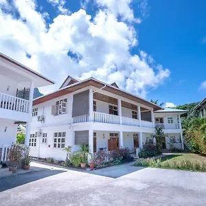 La Maison Hibiscus Self Catering Apartment