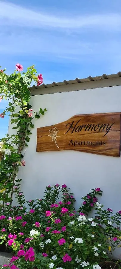 Harmony Self-Catering Apartments Beau Vallon  Gæstehus